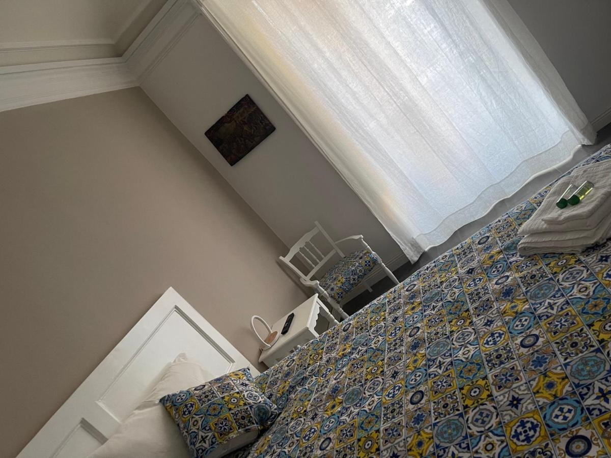Sikelia-sicilian rooms Aeroporto di Catania Fontana Rossa Esterno foto