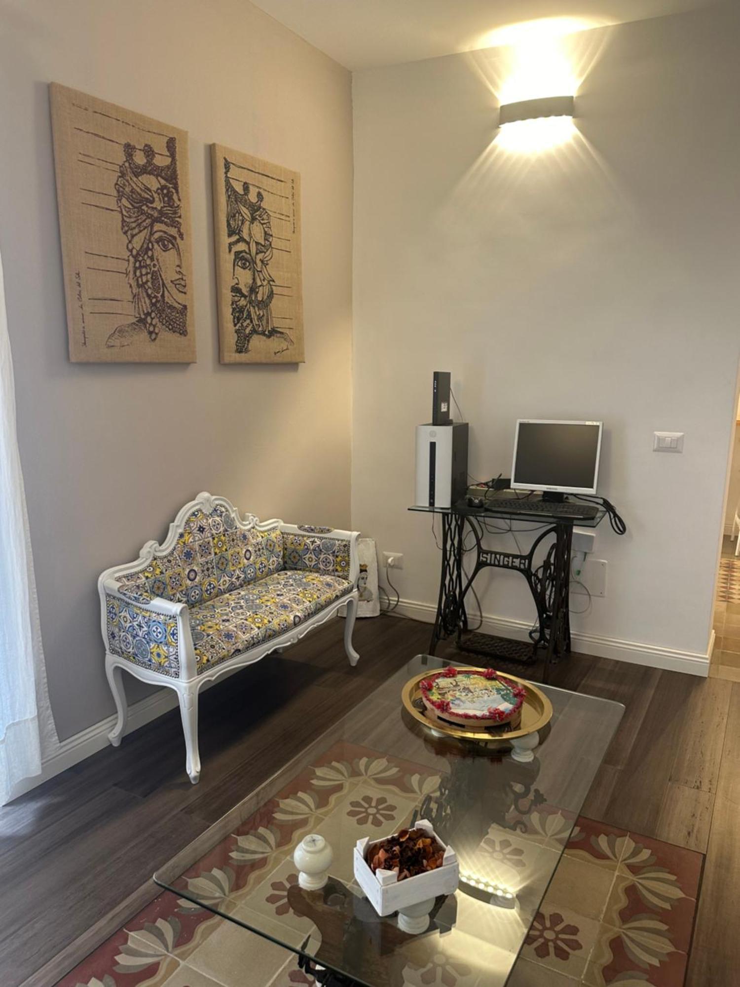 Sikelia-sicilian rooms Aeroporto di Catania Fontana Rossa Esterno foto